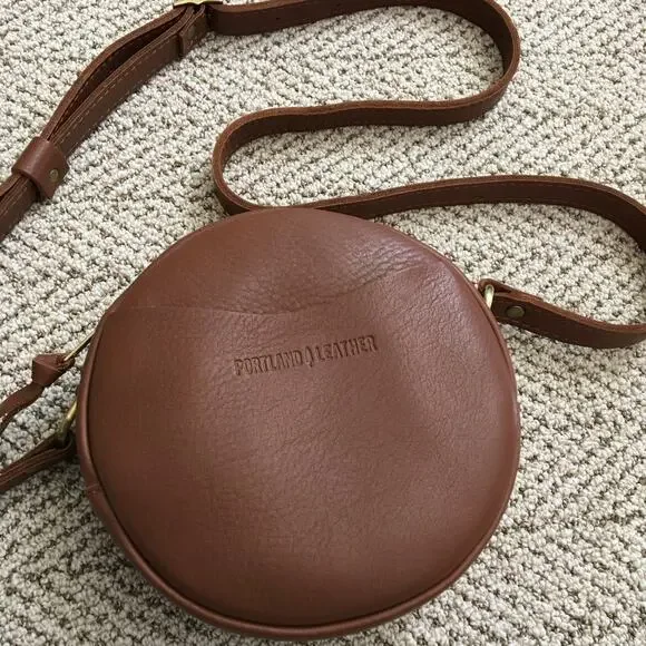 Portland Leather Circle Crossbody - Picture 1 of 7
